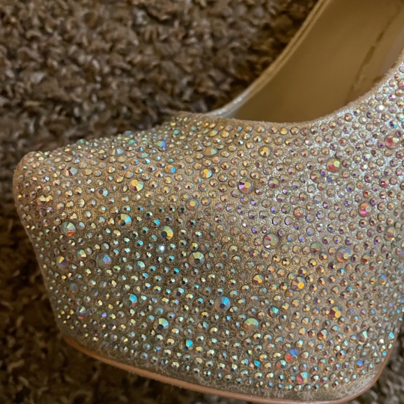 Steve Madden Deevaa Heels. - Picture 4 of 5